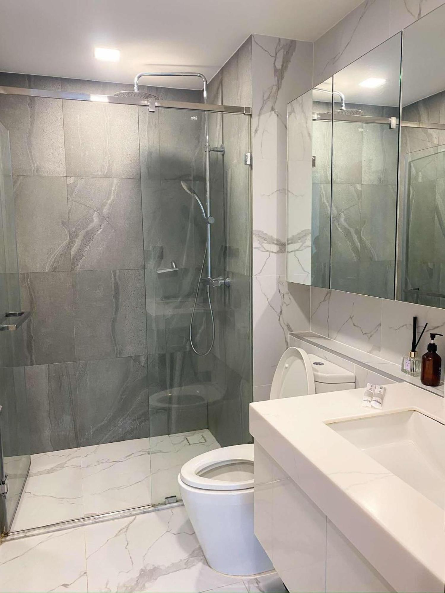 公寓 The Astra Sky River Luxury Condo,the Largest Pool 清邁