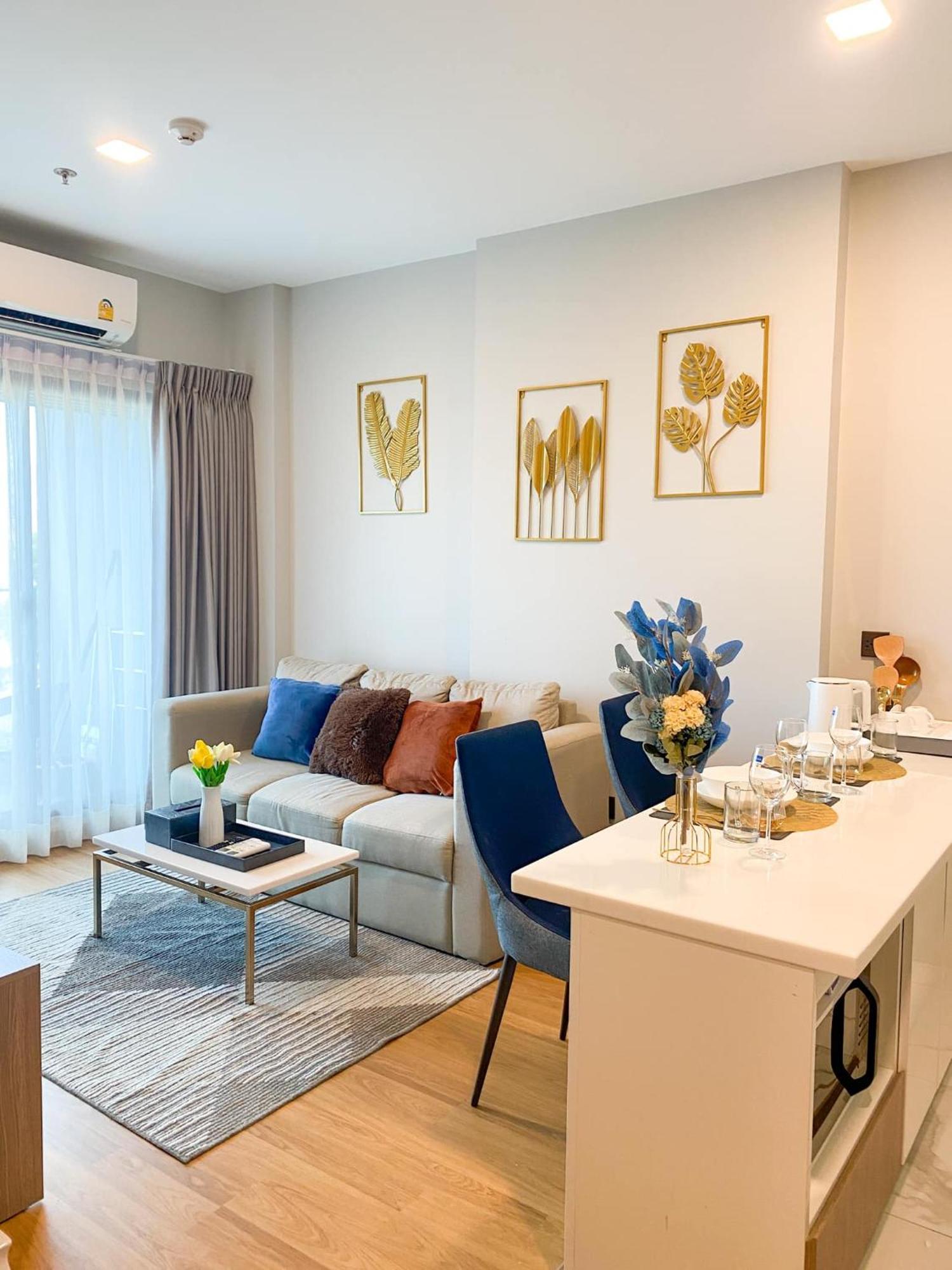 The Astra Sky River Luxury Condo,the Largest Pool Apartment